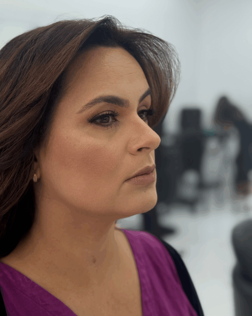 MAKEUP